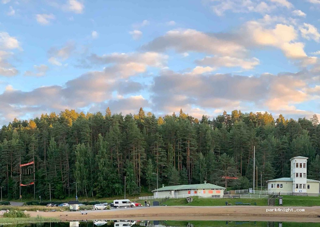(13130) Hämeenlinna - 18 Olympiakatu — foto
