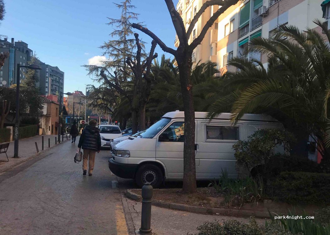 (18006) Granada - 2 Callejón del Ángel — foto