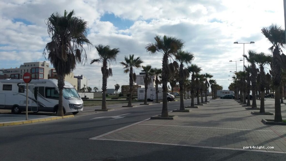 (04770) Adra - Avenida del Trafalgar C.F. — foto