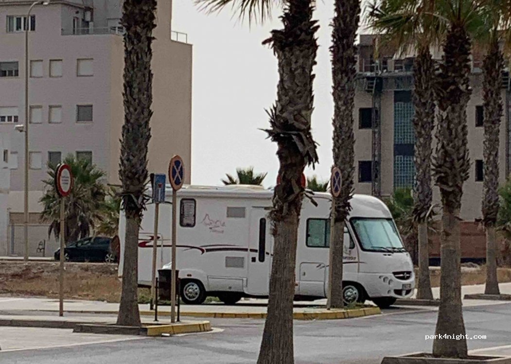 (04770) Adra - Avenida del Trafalgar C.F. — foto 2