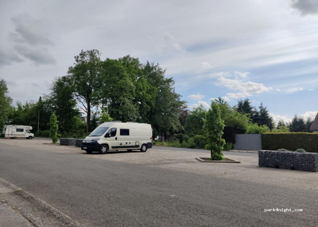 (4850) Plombières - 1 Place Arnold Franck — foto 2