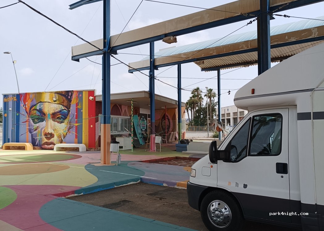 Área de Descanso para Autocaravanas Los Alcázares — foto 4