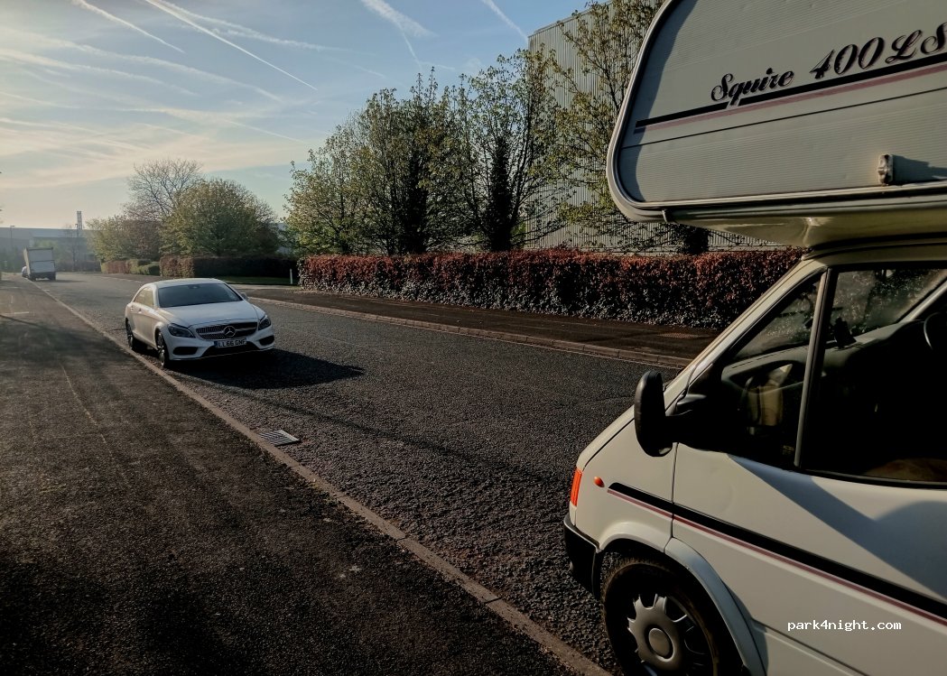 (RG21 6YU) Basingstroke - 1 Telford Road — foto 2