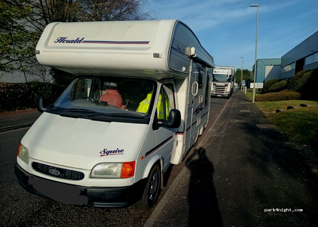 (RG21 6YU) Basingstroke - 1 Telford Road — foto 3