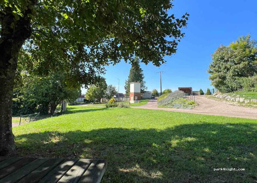 (10190) Villemaur-sur-Vanne - 1 Rue de l'Église — foto 3