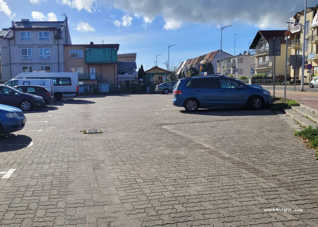 (72-500) Międzyzdroje - 2 Aleja Róż — foto