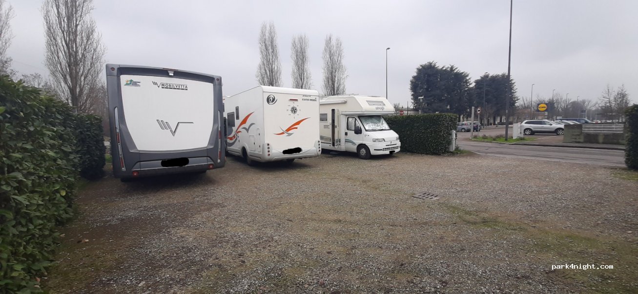 (26026) Pizzighettone - 1 Via Alcide De Gasperi — foto 4