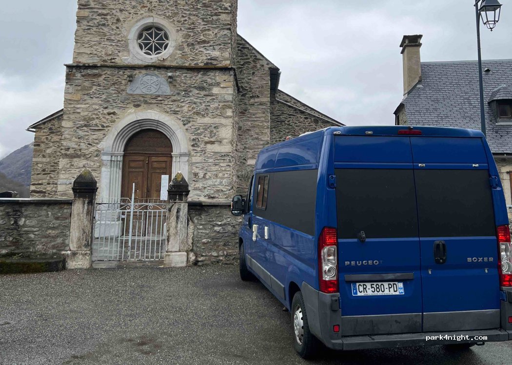 (65170) Estensan - 1 Place de la Mairie — foto