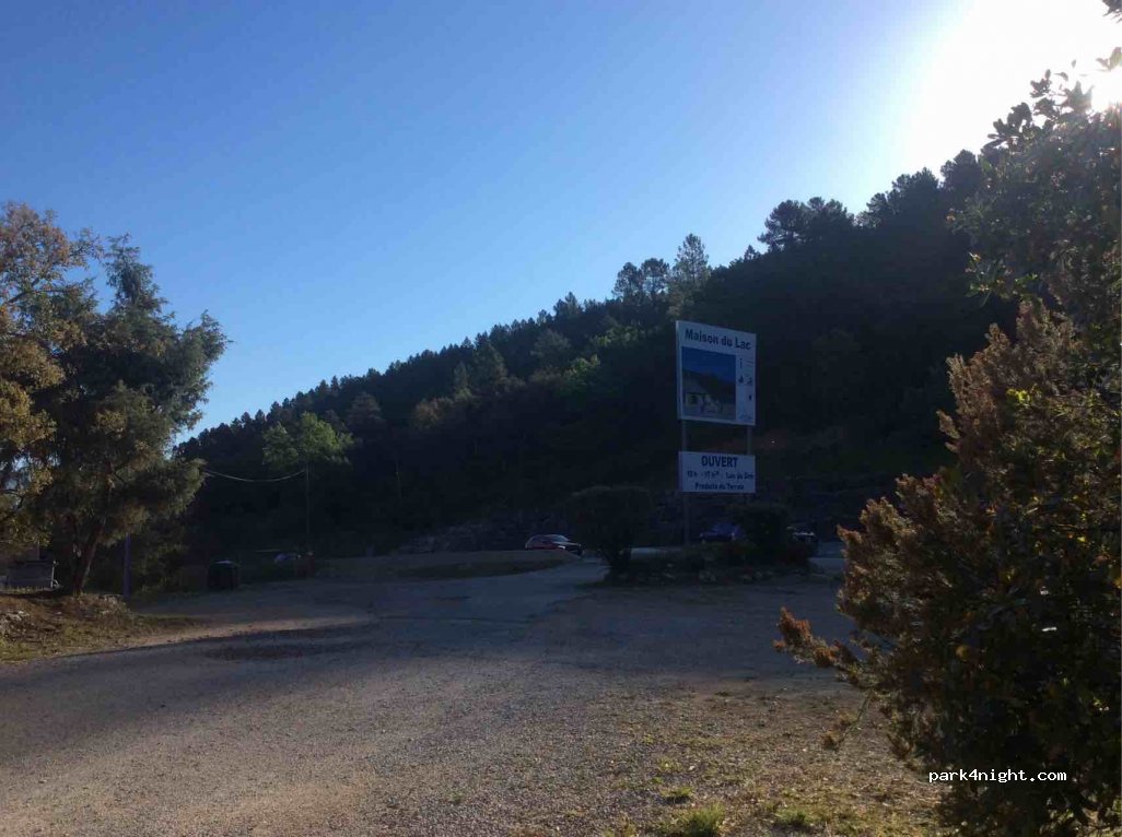 (83440) Tanneron - Route du Lac — foto