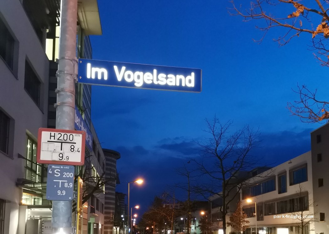 (76131) Karlsruhe - 24 Albert-Nestler-Straße — foto
