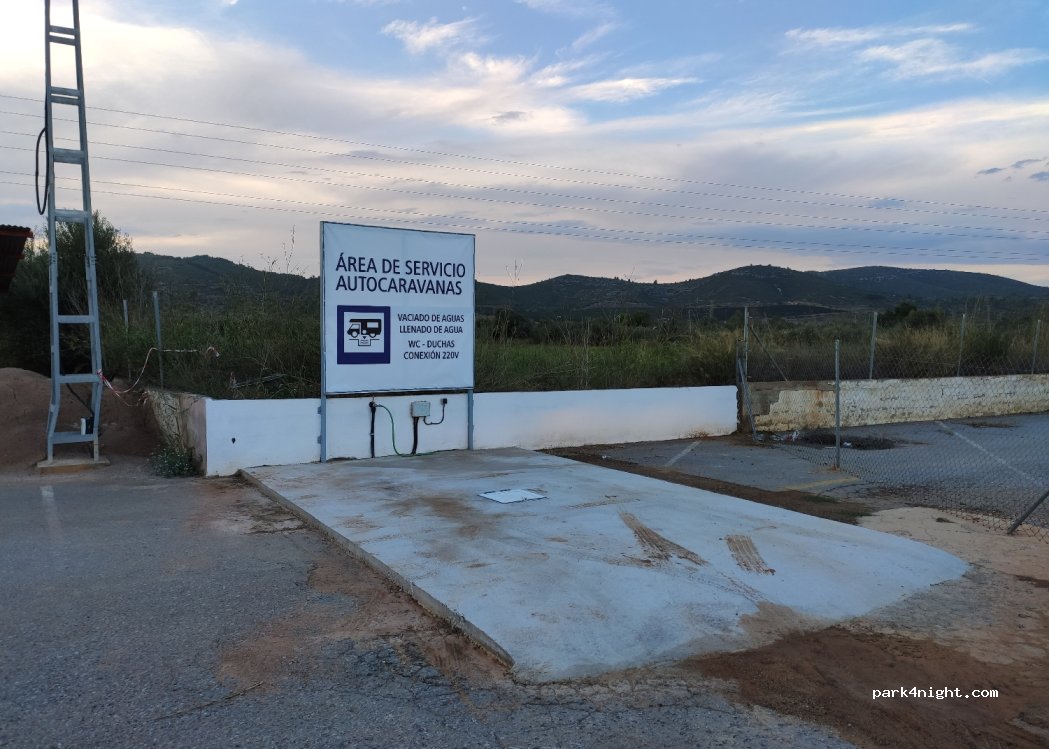 (12570) Alcalá de Chivert - 590 Carretera Nacional N-340 — foto 2