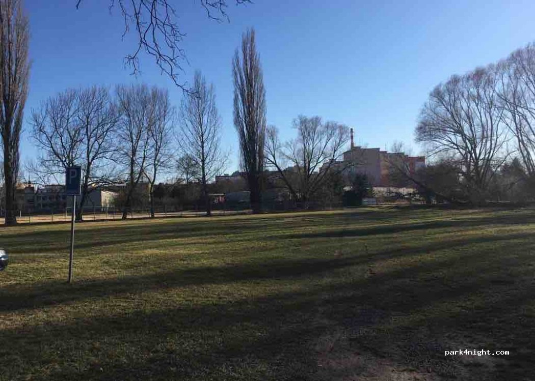 (440 01) Louny - Unnamed Road — foto 2
