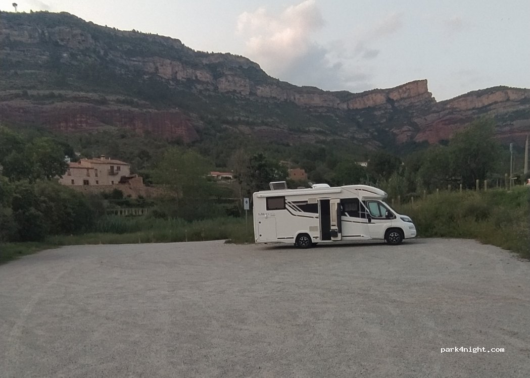 (08416) Bigues i Riells - 130 Carretera Parròquia — foto