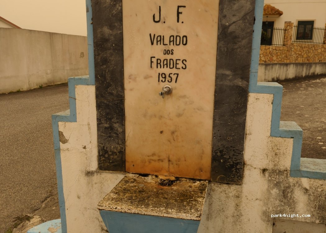 (2450-359) Valado dos Frades - 268 Rua Professor Arlindo Varela — foto