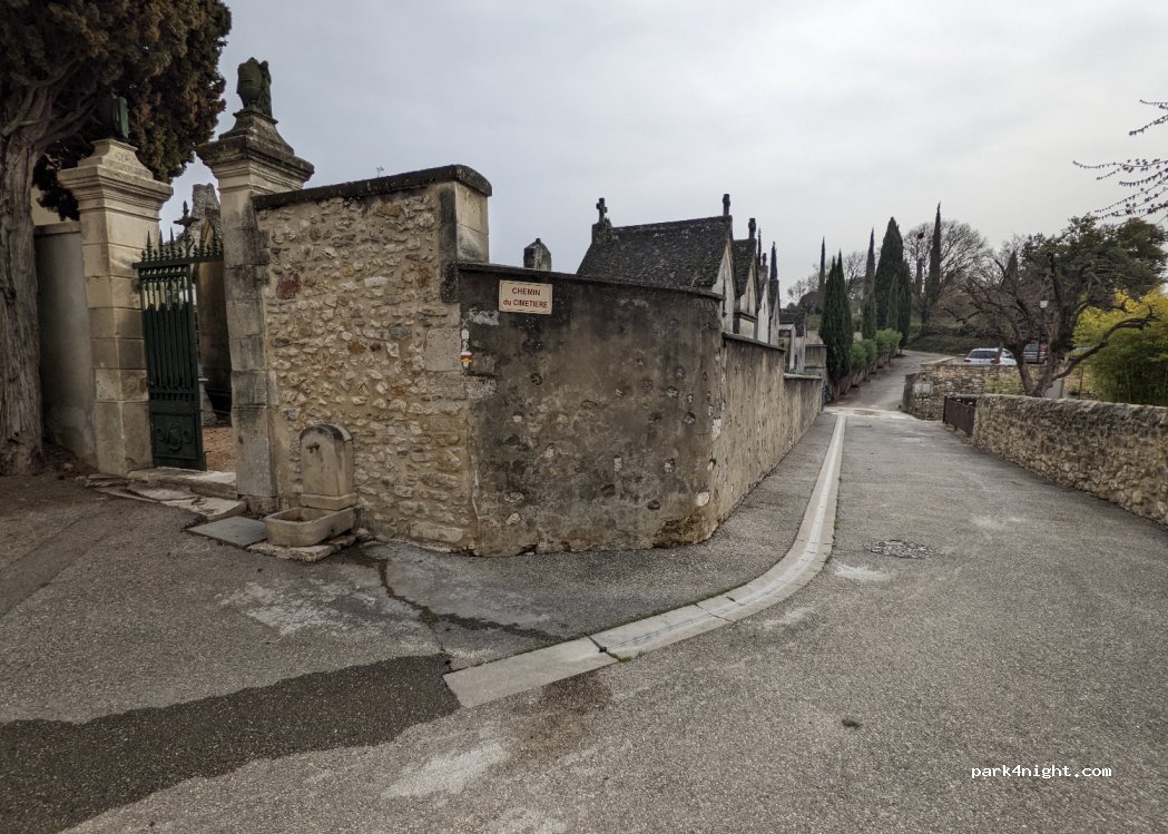 (30760) Aiguèze - 5006B Place du Jeu de Paume — foto 2