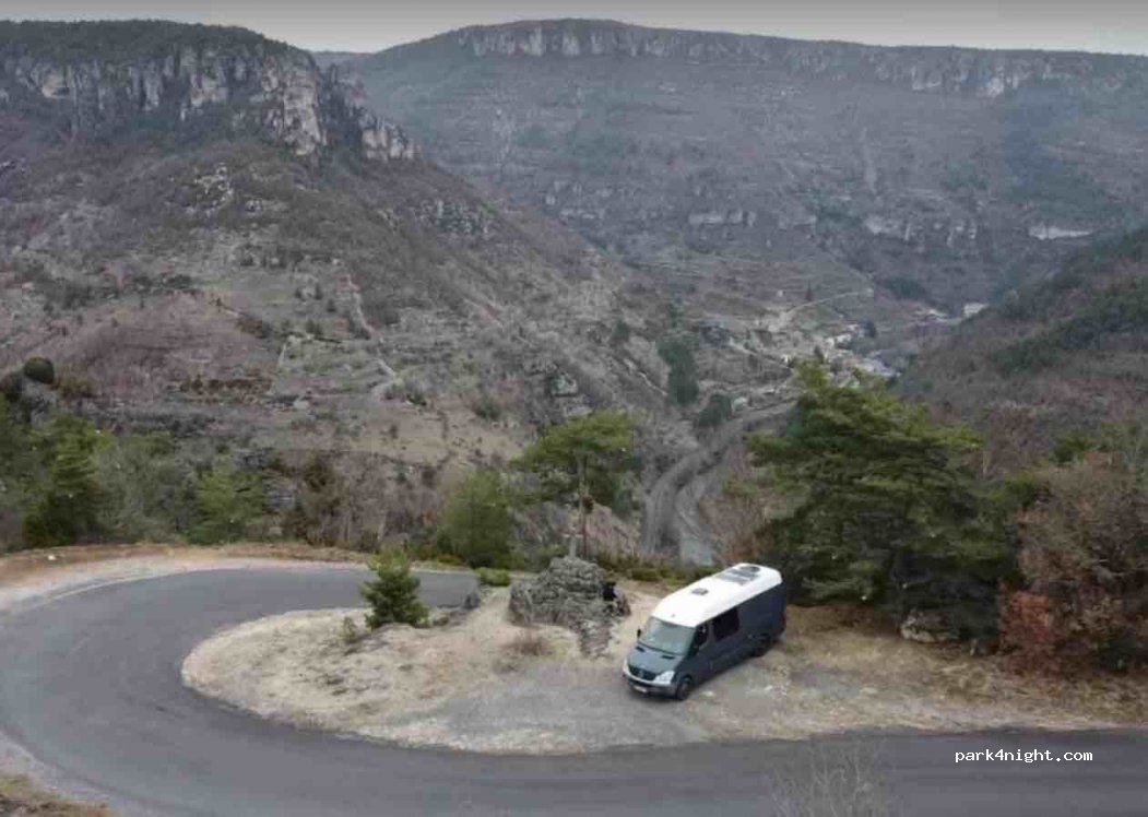 (12100) La Roque-Sainte-Marguerite - — foto
