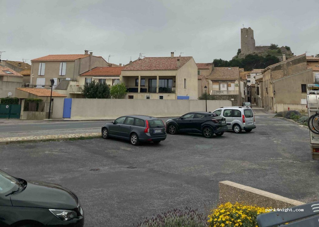 (11430) Gruissan - Quai de l'Etang — foto