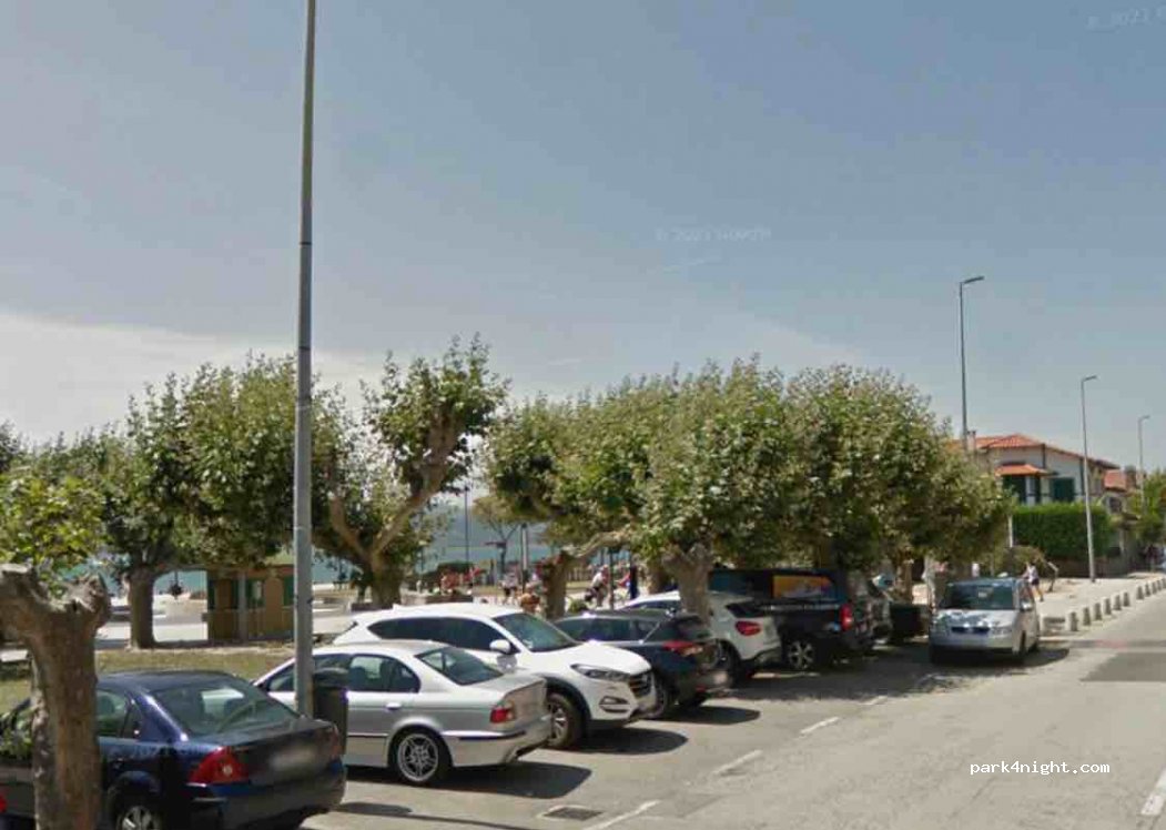 (39740) Santoña - 27 Calle Almirante Carrero Blanco — foto