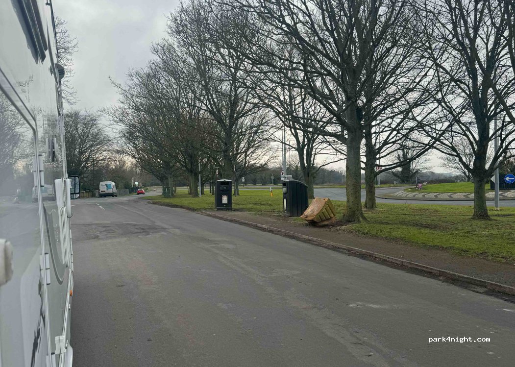 (DN37 7SQ) Laceby - Maltby Avenue — foto 2