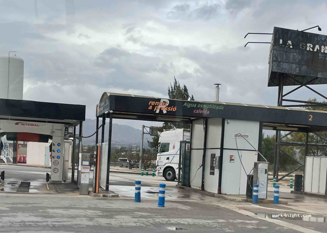 (03349) S. Isidro - 1 Calle Belgica — foto