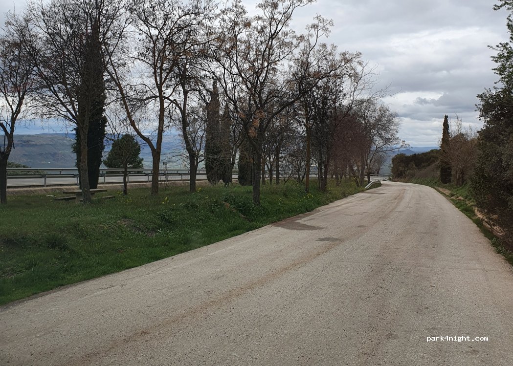 (23270) Gutar - Unnamed Road — foto