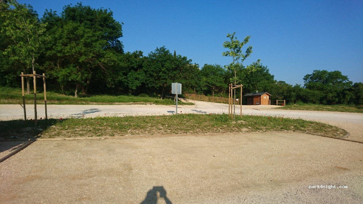 (30580) Lussan -  D259 — foto