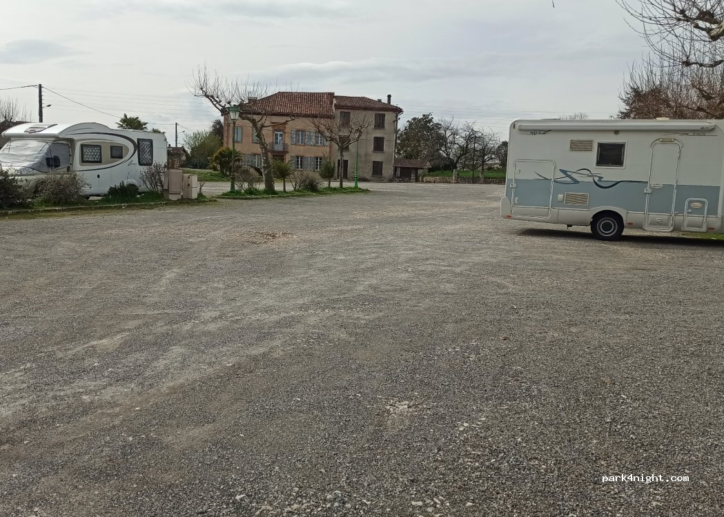 (31350) Boulogne-sur-Gesse - 718 Avenue Charles Suran — foto 2
