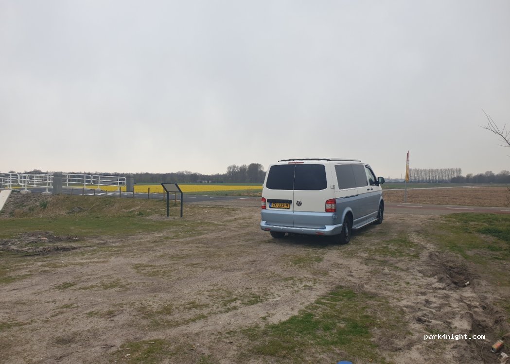 (2182 DB) Hillegom - 75 Veenenburgerlaan — foto