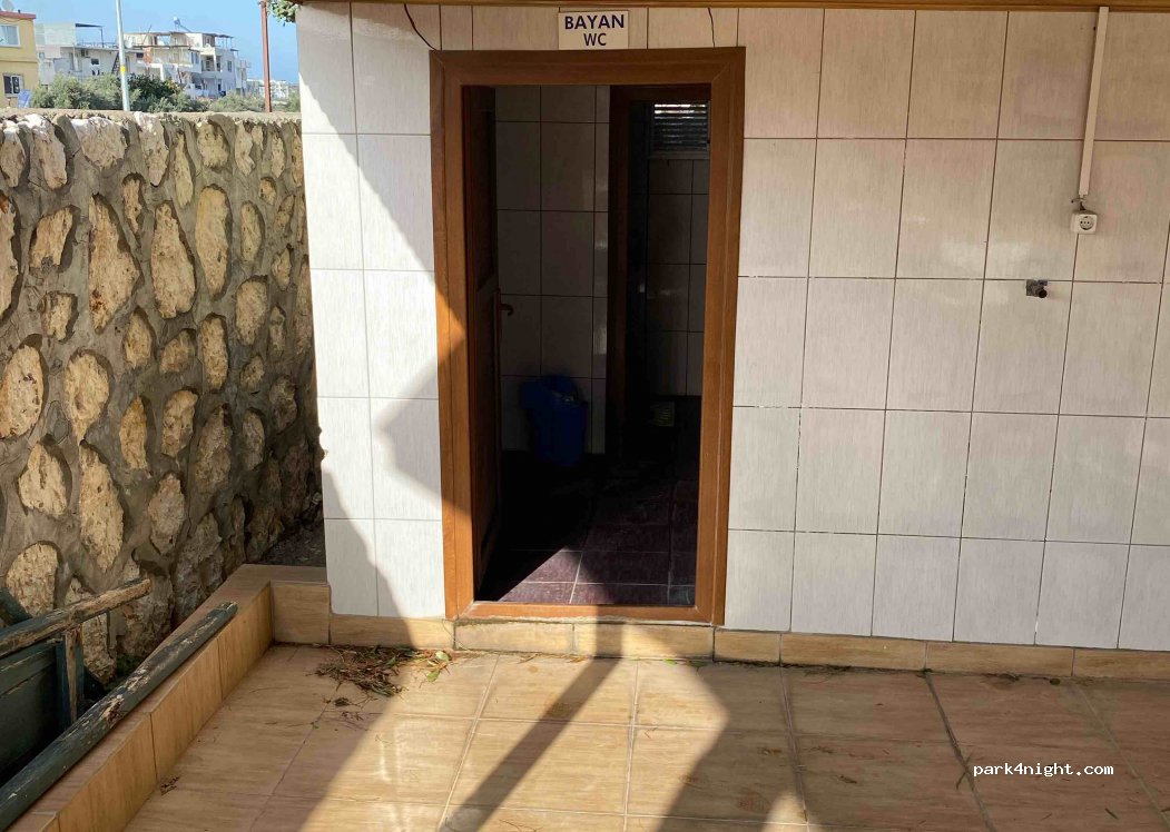 (33750) Erdemli - 47 Atatürk Caddesi — foto
