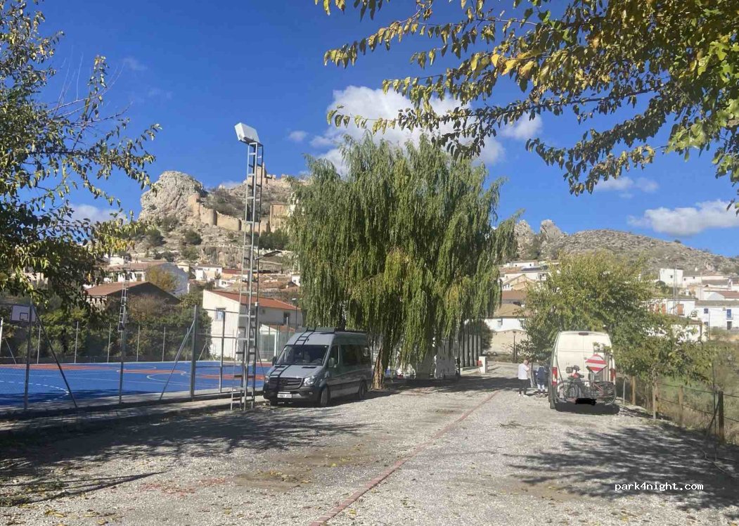 (18247) Moclín - 16 Calle Hacho — foto 5