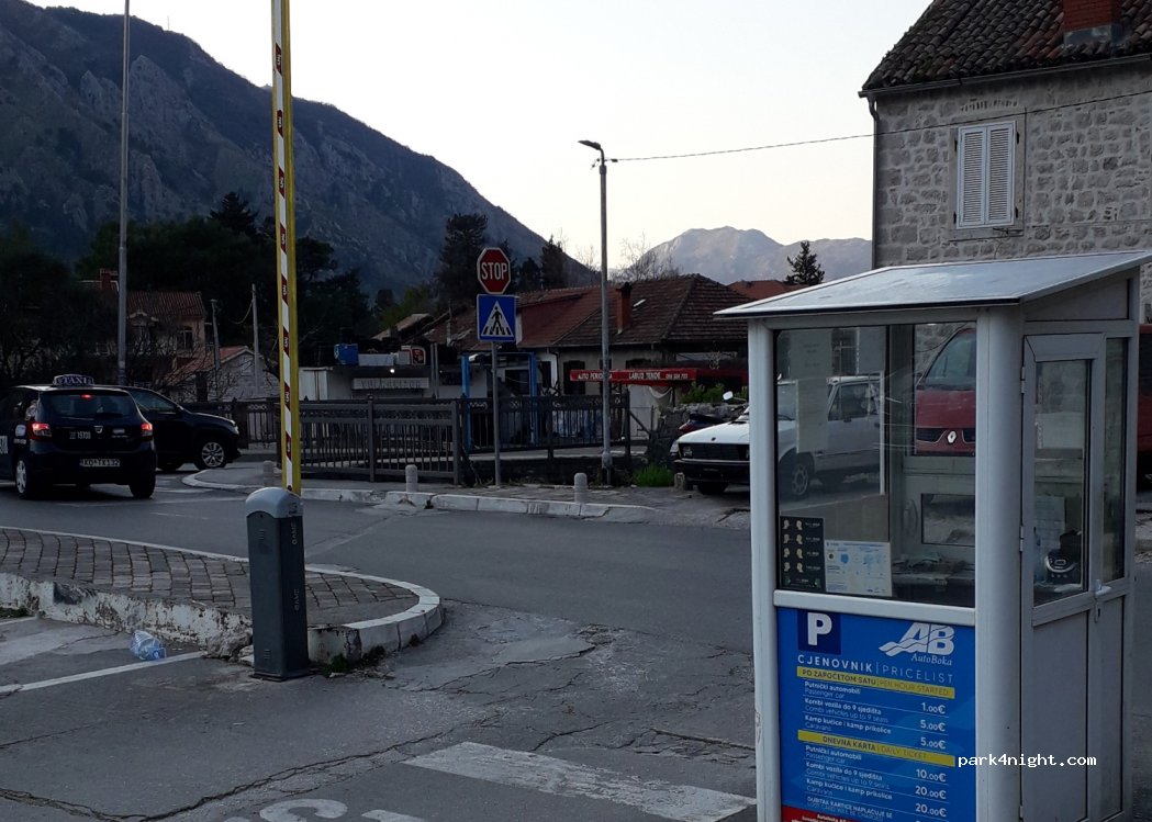 (85330) Kotor - E65 — foto