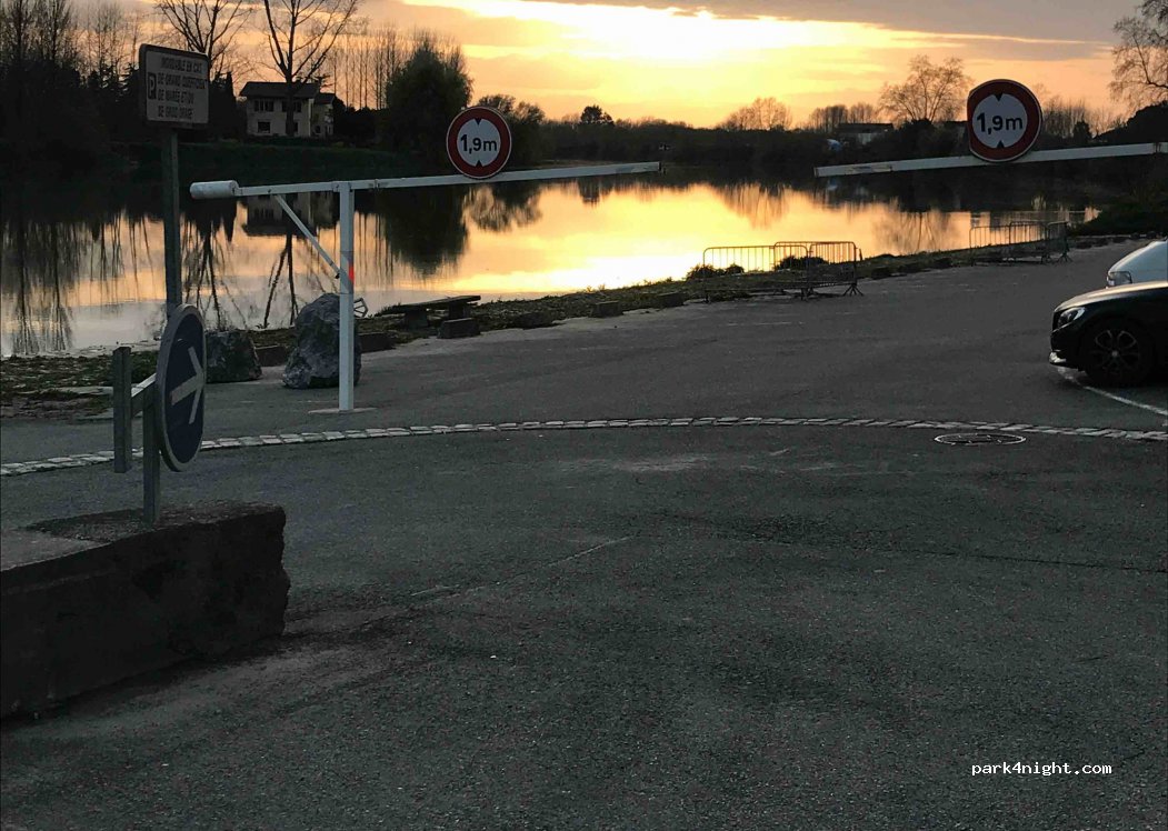(40300) Peyrehorade - 150 Quai du Roc — foto