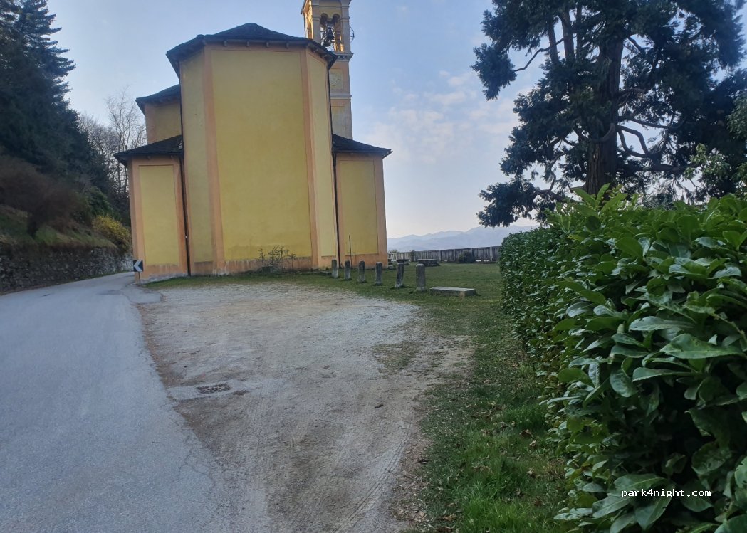 (28010) Ameno - 2 Viale Santuario Madonna della Bocciola — foto