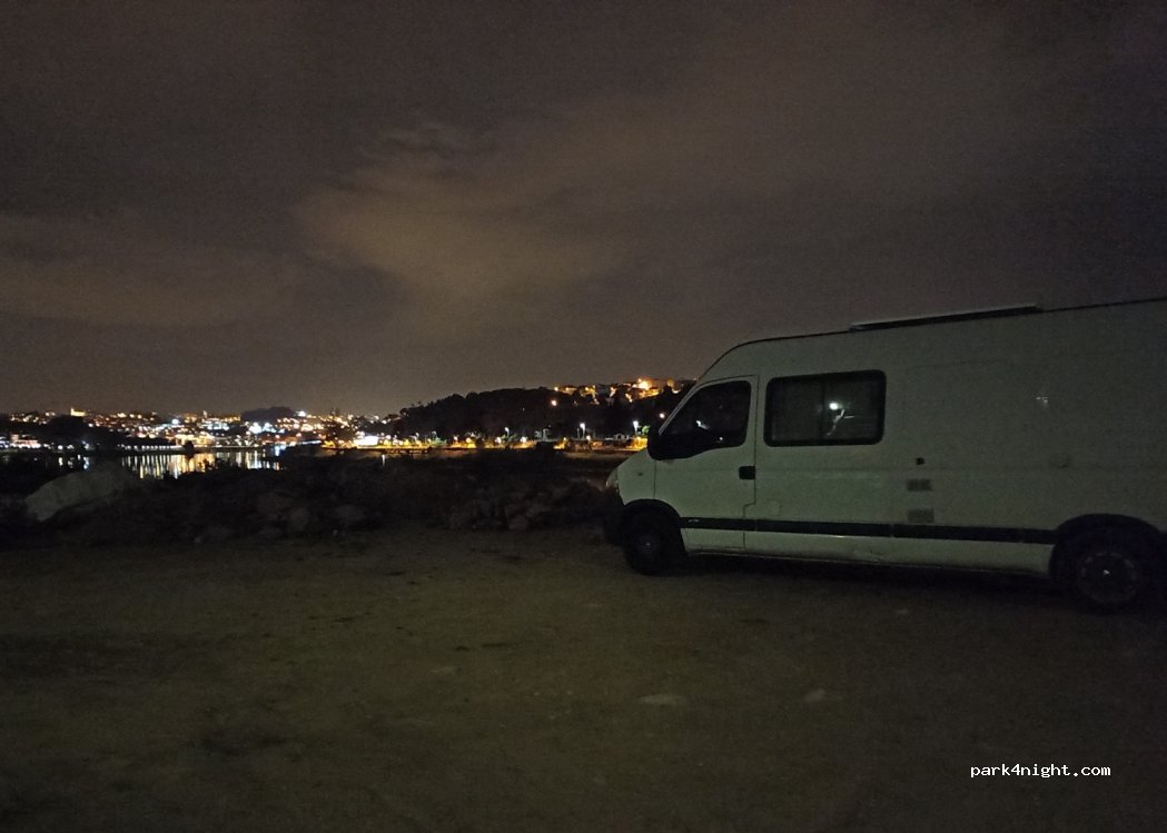 (4430) Avintes - 446 Rua Areinho — foto