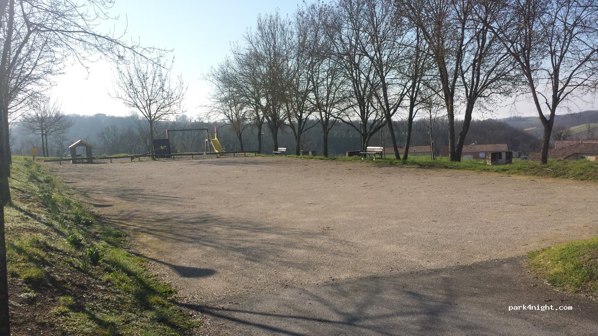 (82400) Gasques - Lotissement les Frayssinettes — foto