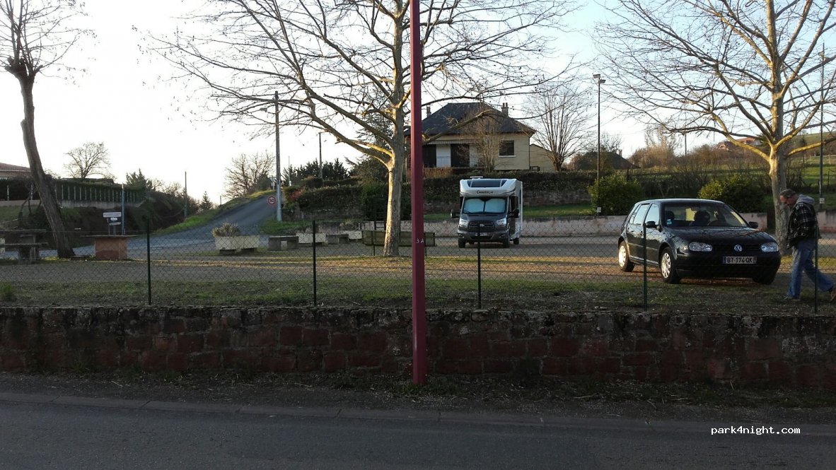 (12390) Auzits - Plateau d'Hymes — foto 3