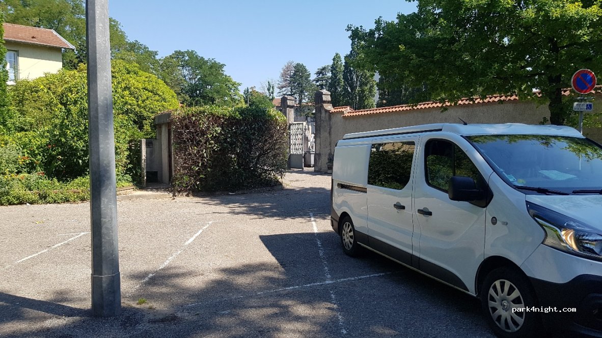 (69450) Lyon - 98 Montée des Balmes — foto 4