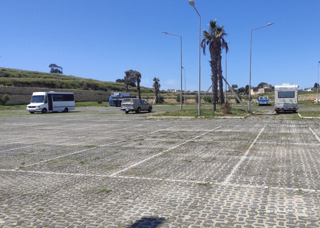 (1465) Marsaxlokk - 63 Triq Il Kavallerizza — foto 2