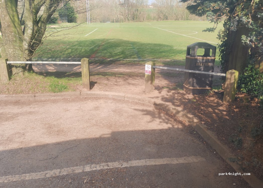 (GL20 7LX) Bredon - 2 Main Road — foto