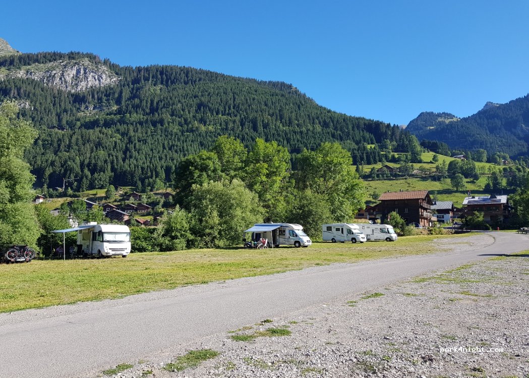 Aire de camping cars La Chapelle-d'Abondance — foto