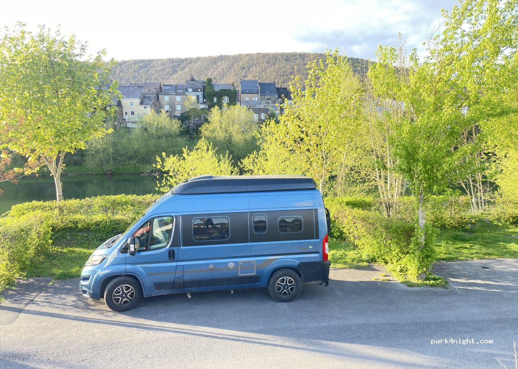 (08500) Revin - 5-9 Rue du Port — foto 5