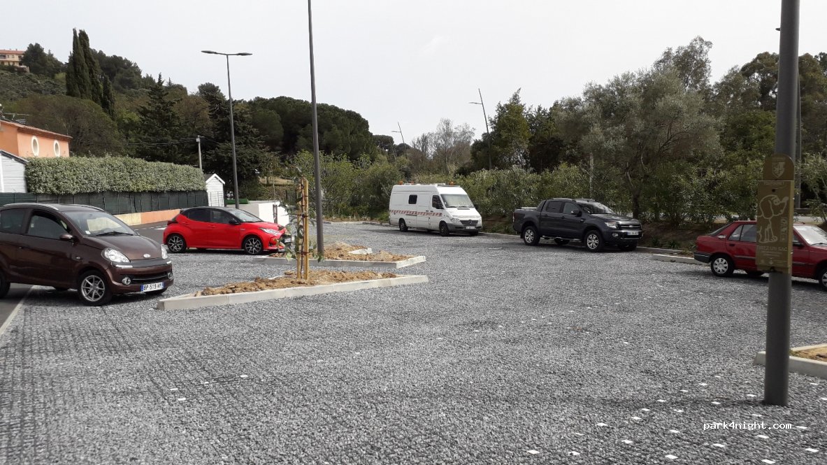(83230) Bormes-les-Mimosas - Bd du Levant — foto 2