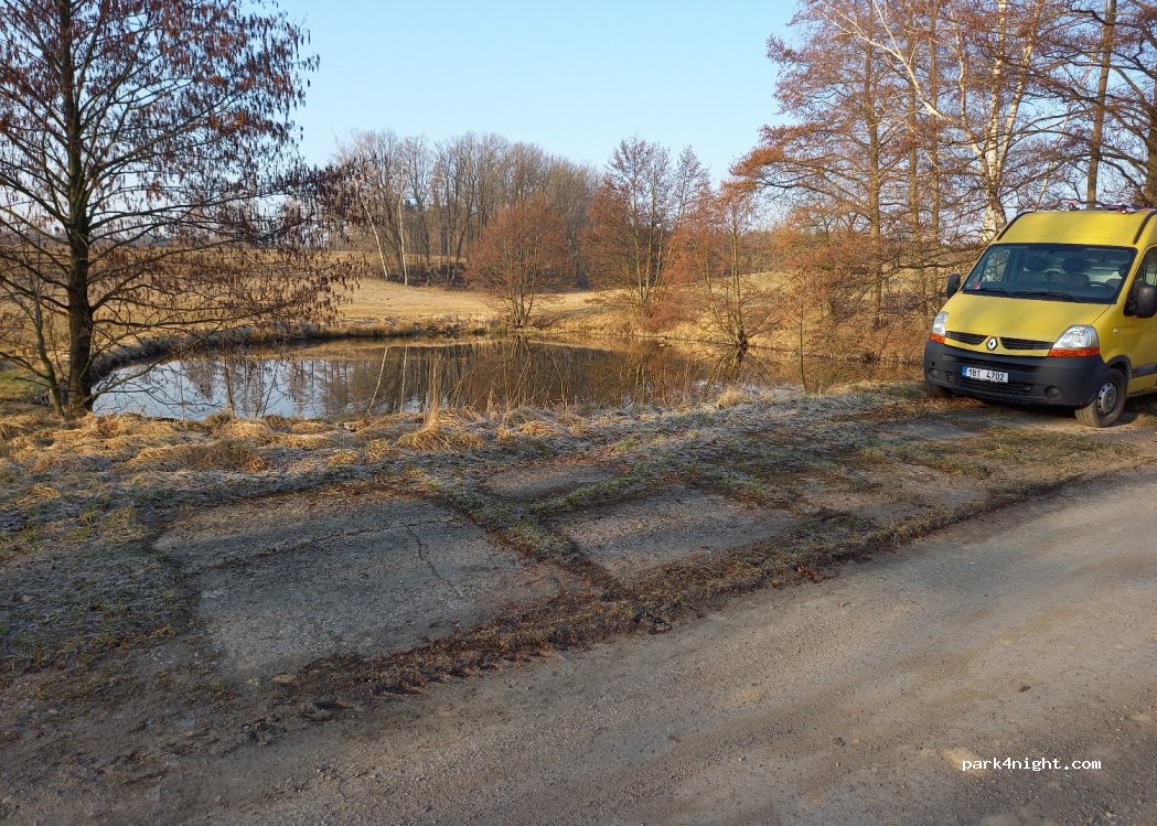 (582 81) Habry - Unnamed Road — foto