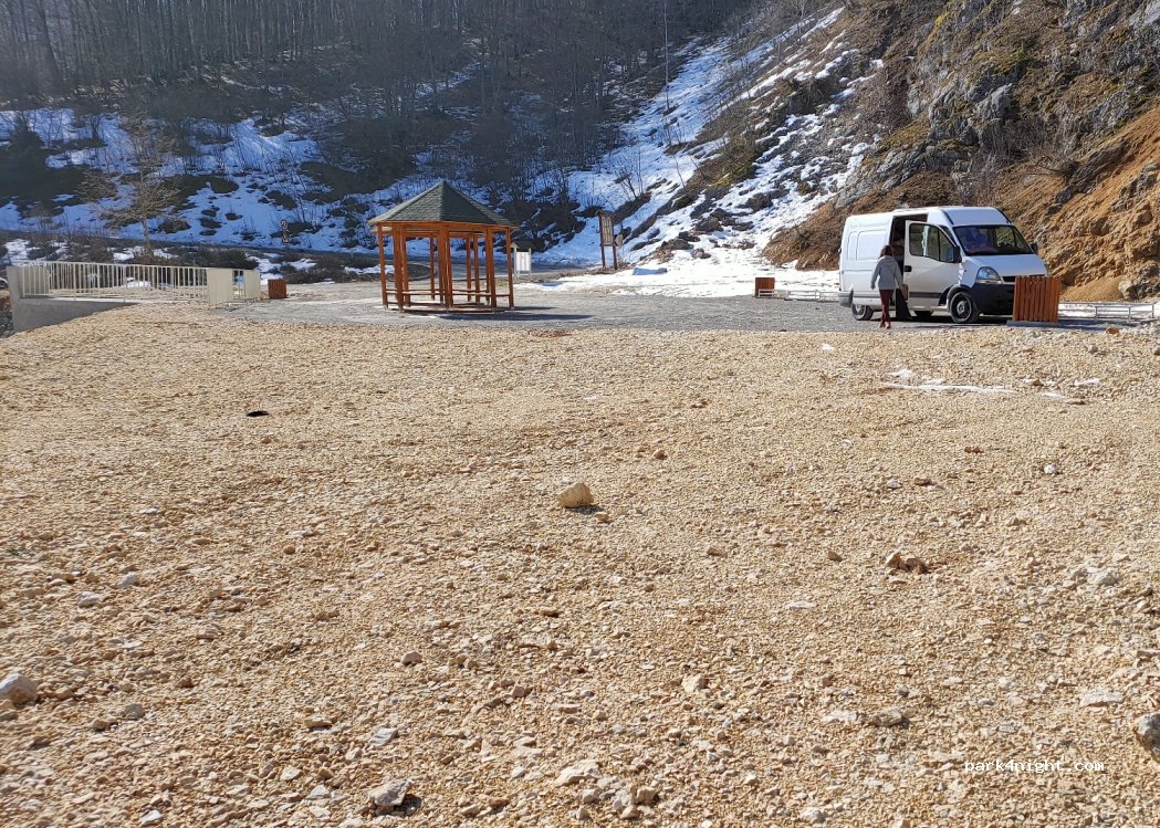 (X34W+M5Q) Šavnik - Narodnih Heroja P5 — foto 3