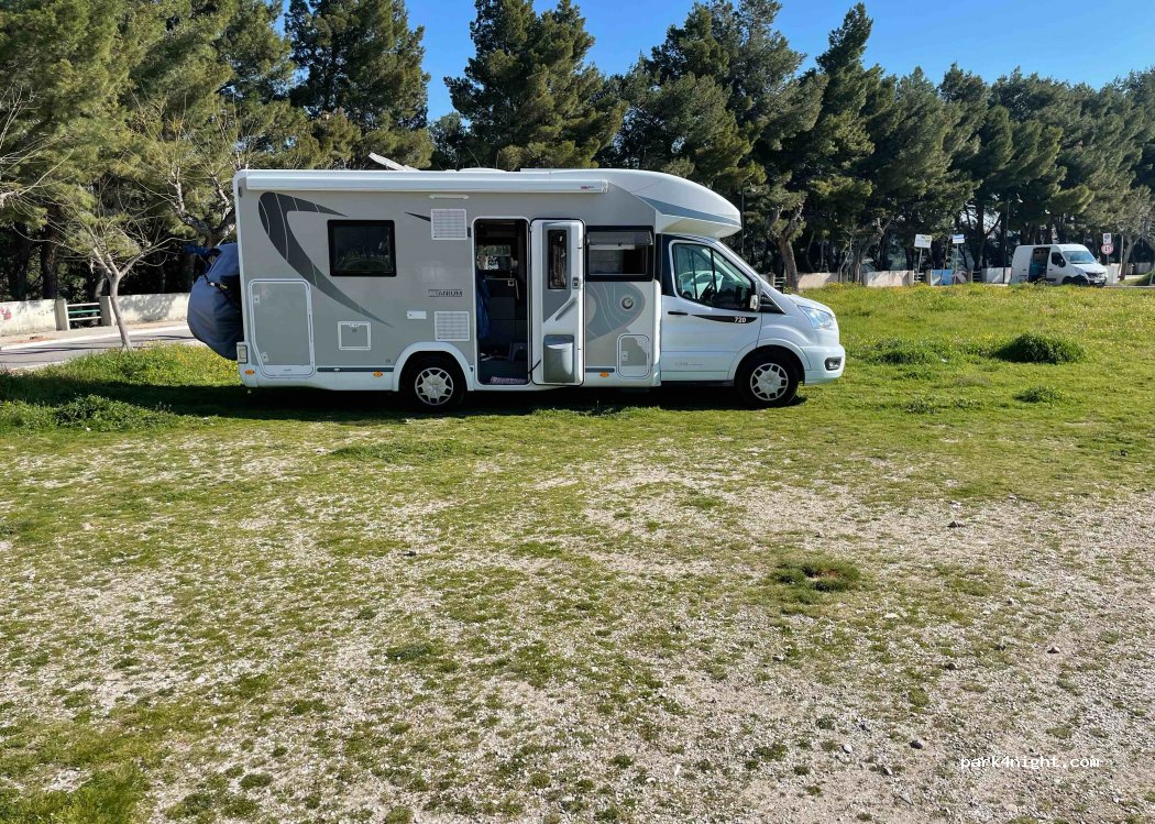 (71036) Lucera - 30 Viale Castello — foto