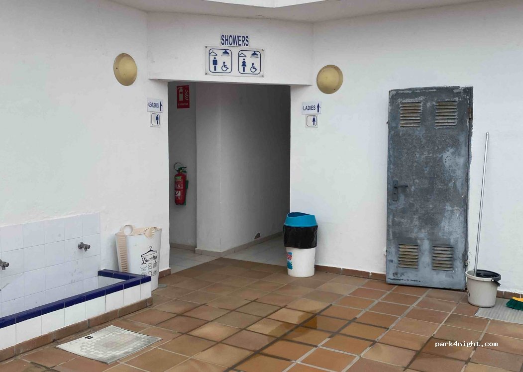 (35100) San Bartolomé de Tirajana - 35 Paseo Costa Canaria — foto 2