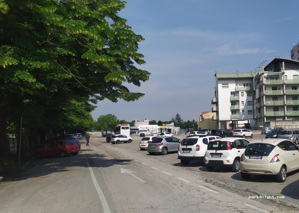 (45100) Rovigo - 5 Via Portello — foto 2