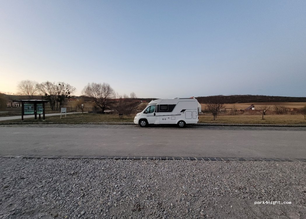 (2533) Bajót - — foto