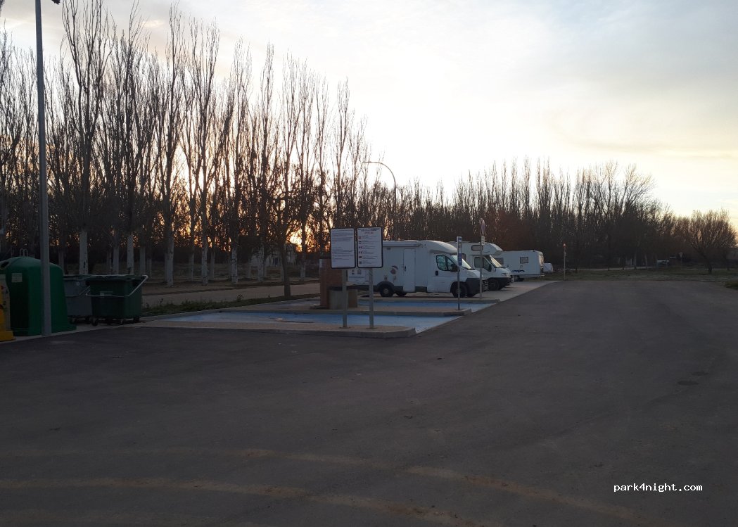 (34190) Villamuriel de Cerrato - 19 Avenida Aguilera — foto 4