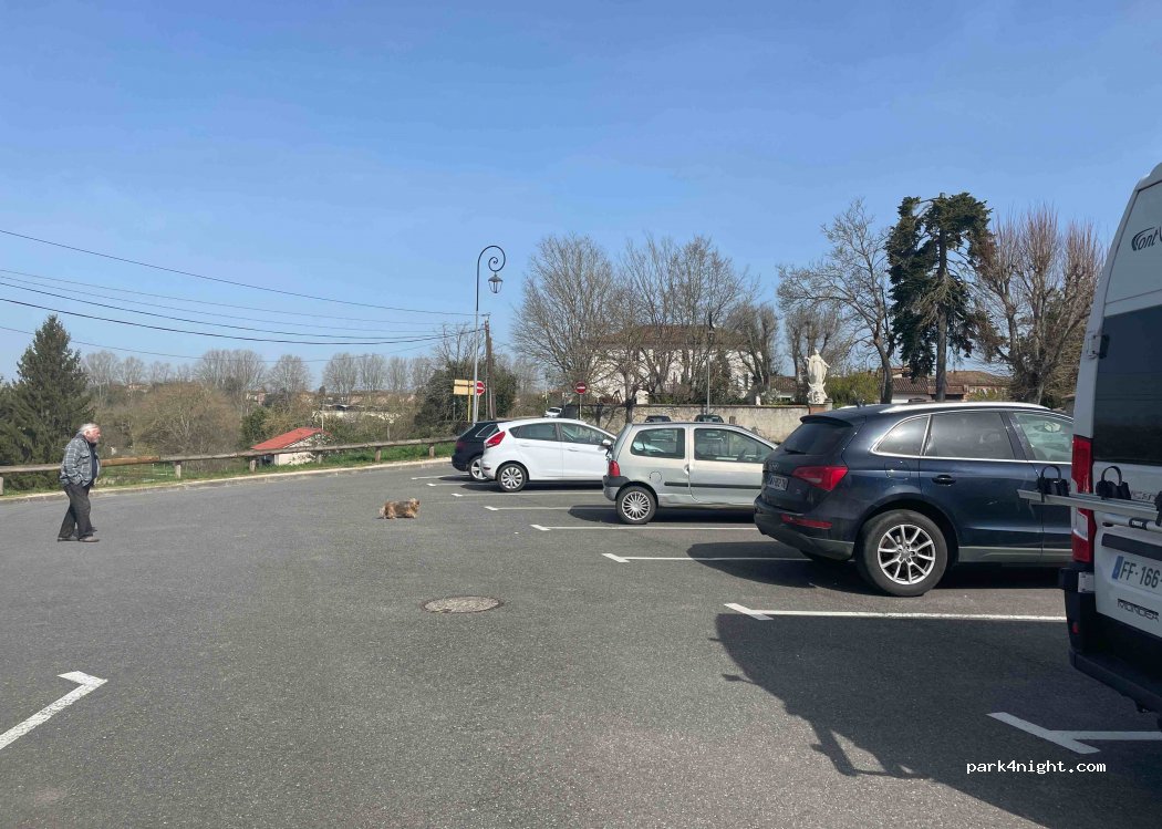 (31390) Carbonne - 33 Rue Léo Lagrange — foto 3